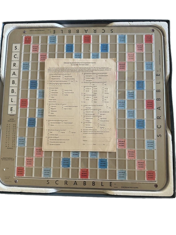 1977 Deluxe Edition Scrabble Game Complete With Turntable in Excellent Condition