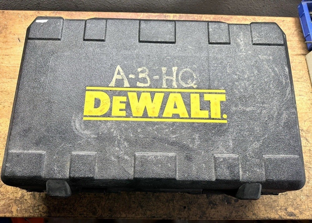 6 Pc Dewalt Battery Powered Tool Kit