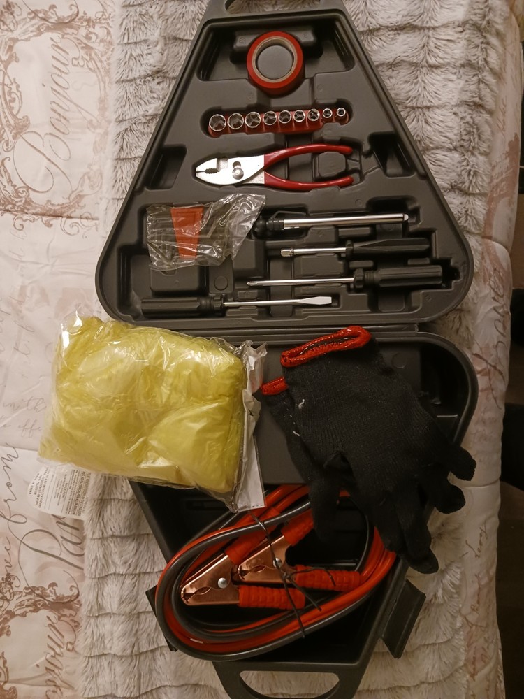 car emergency tool kit set