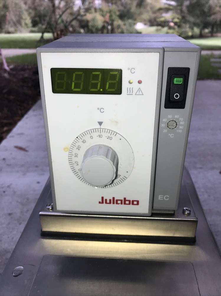JULABO F12 CHILLER