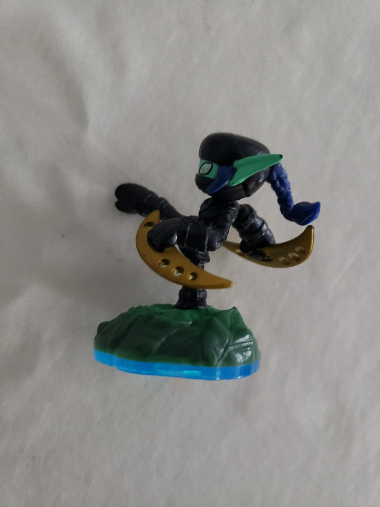 Skylanders: Swap Force: Lightcore Star Strike Figure