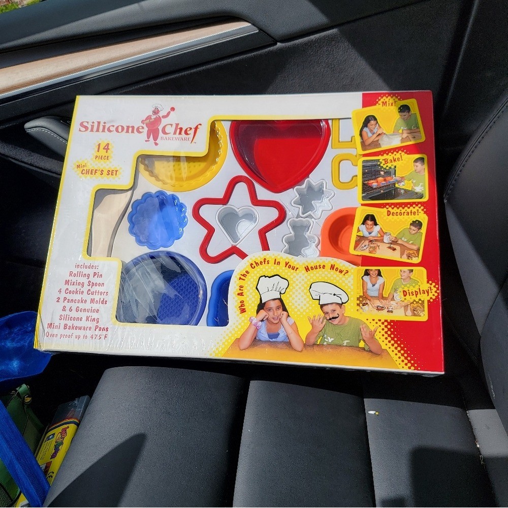 Silicone King Bakeware Mini Chef's Set