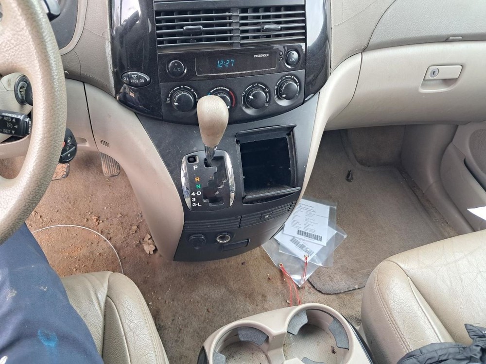 Fuse Box Engine Fits 04-06 SIENNA 4877693
