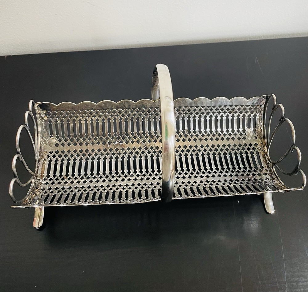 VTG Silver Plated Reticulated Decorative Biscuit, Cracker Caddy