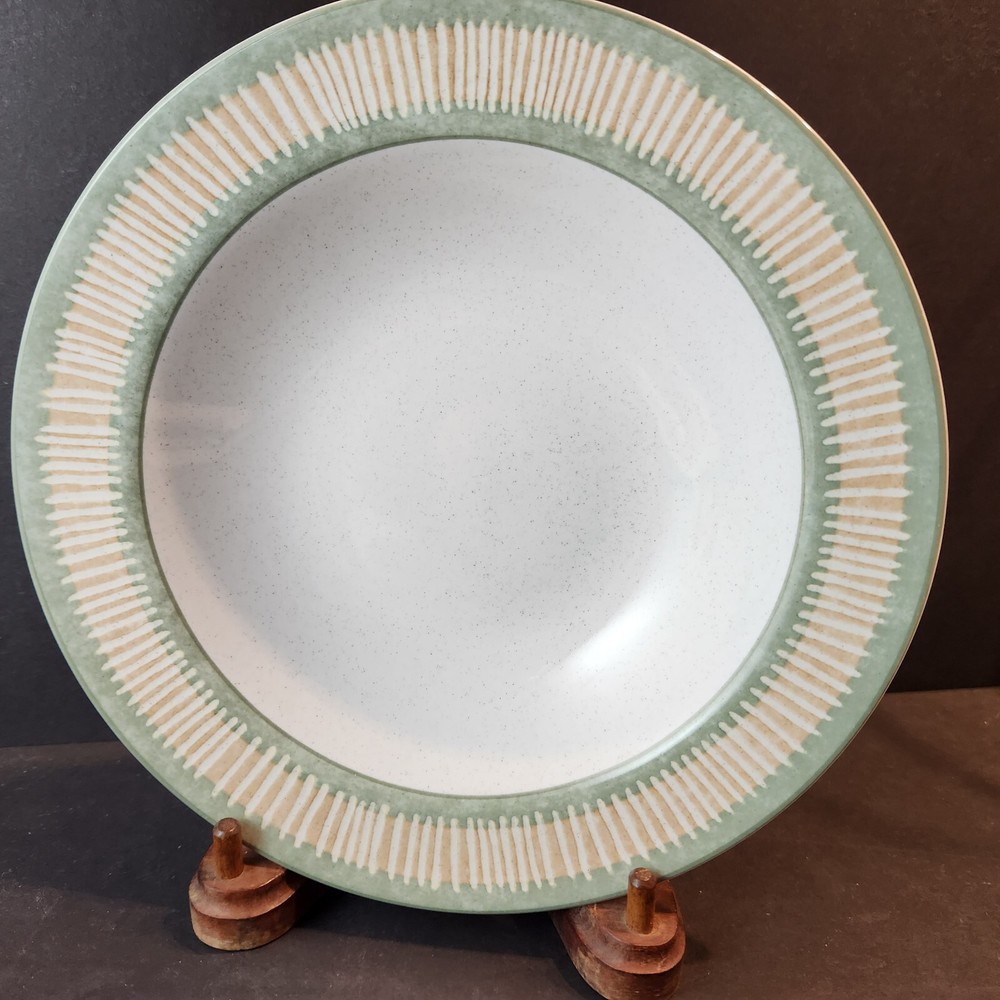 Camarillo by Studio Nova 4 Piece Place Setting