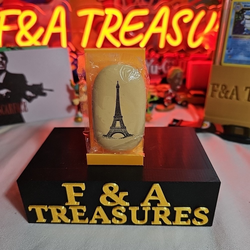 NIP Eiffel Tower Eraser