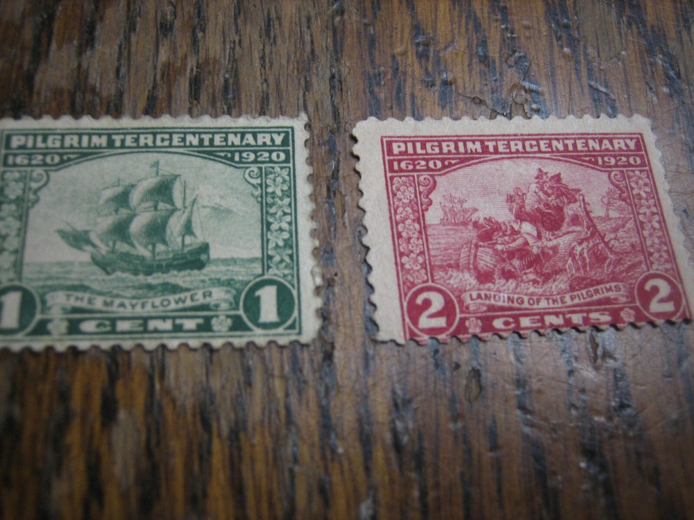 scott 548-549 stamps, both unused (mint)