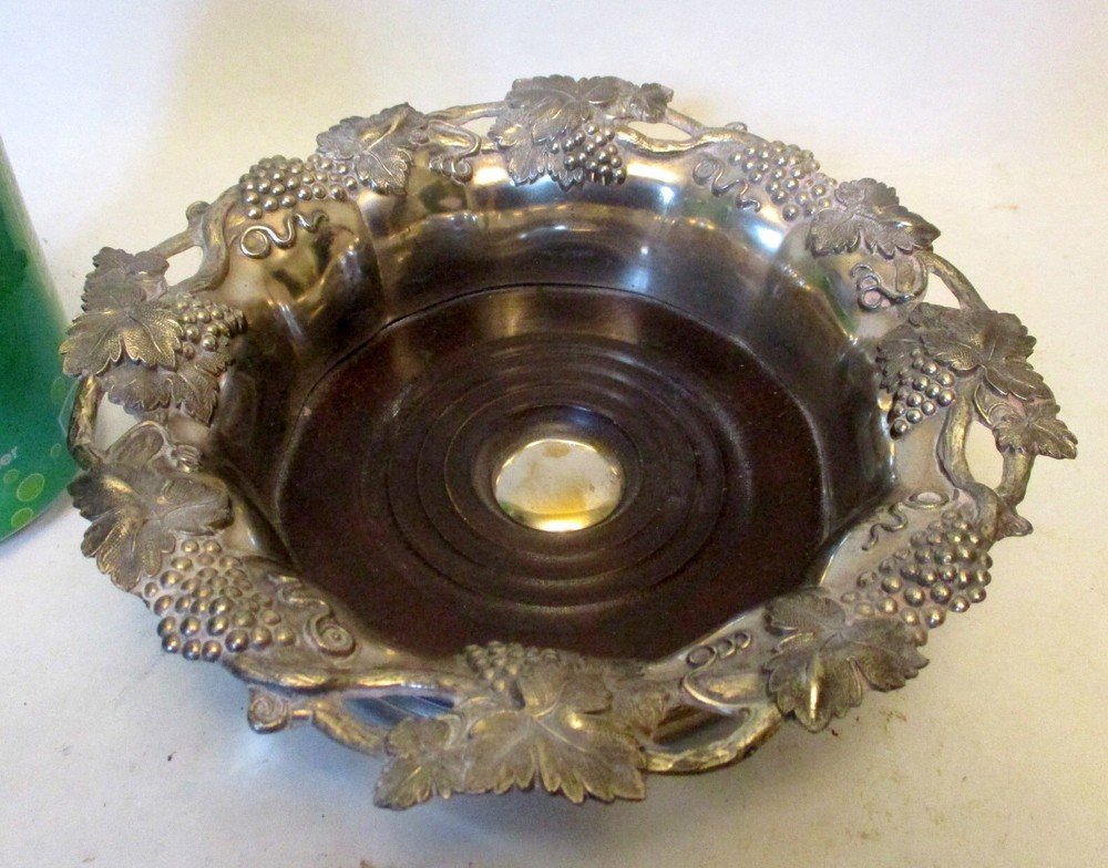 Vtg Silver WINE BOTTLE COASTER  Grapes Barware Hallmarked Regency Design
