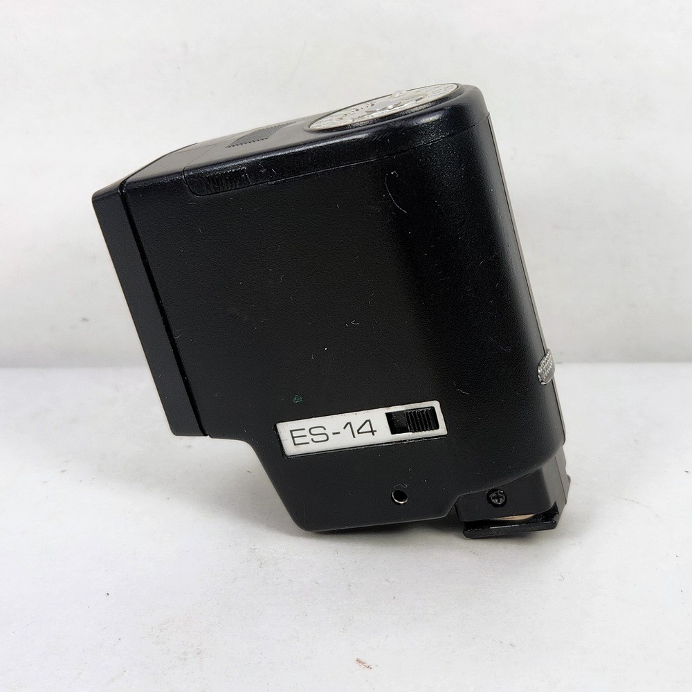 Yashica ES-14 Camera Flash Non-working