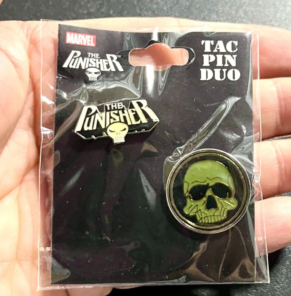 2004 Punisher Logo and Shield Pin Set