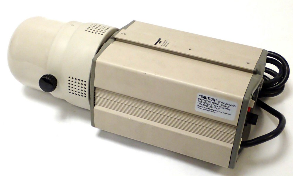 COMET CT-600 PROFESSIONAL STUDIO LIGHT, 120V 50/60HZ, 8A, TESTED & WORKING!