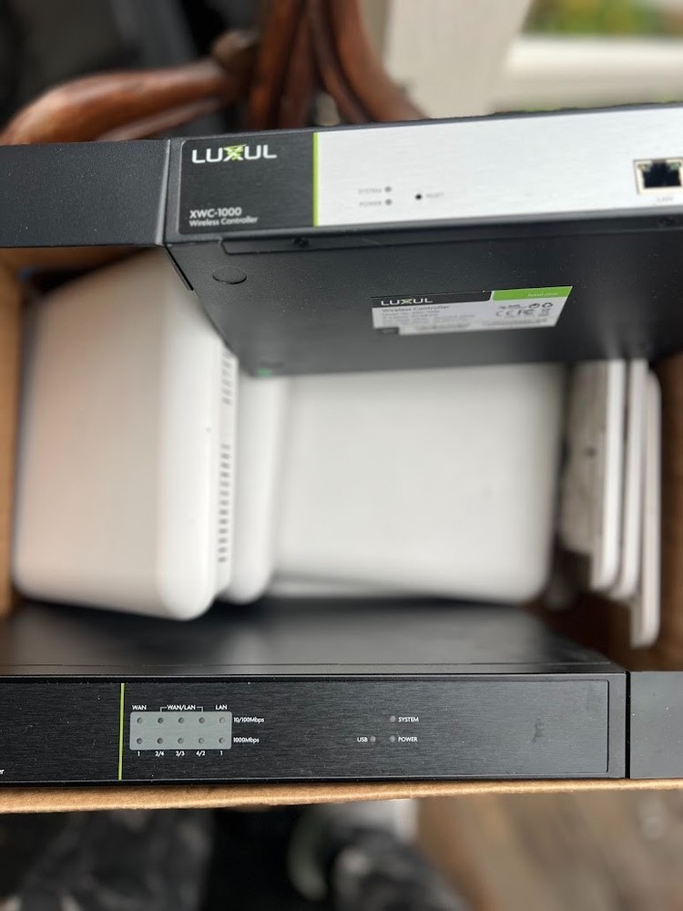 Luxul XAP1510 1900Mbps Wireless Access Point