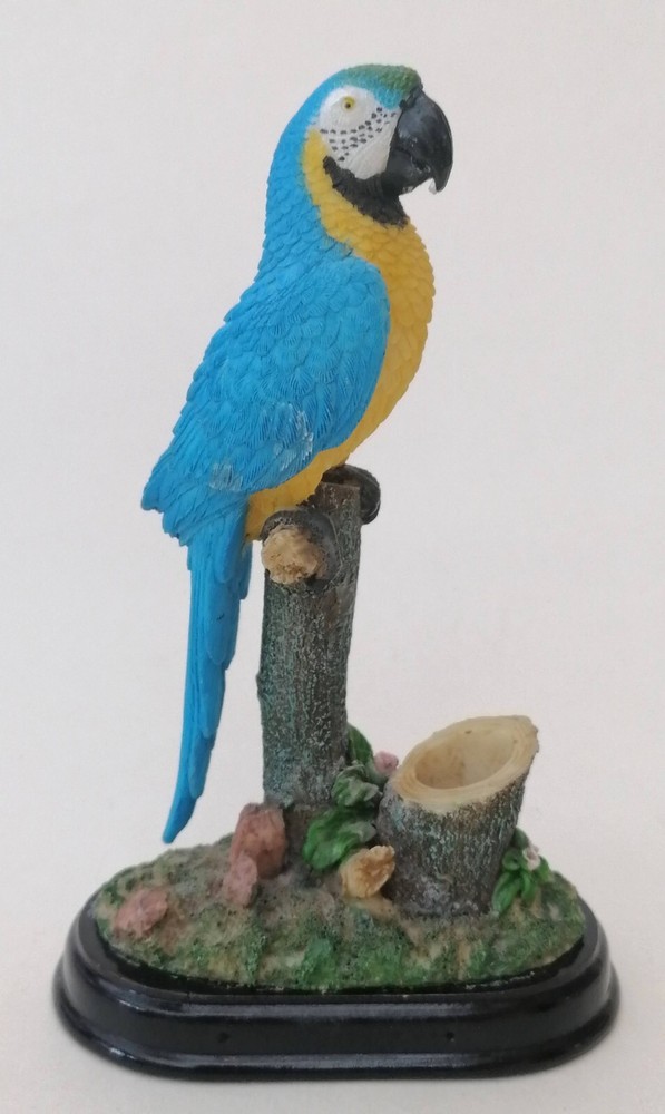 Macaw Parrot & Parakeet Figurines Resin