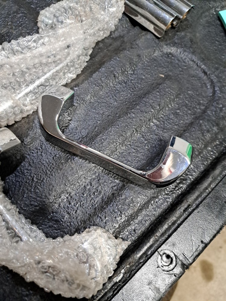 Lear Slant Door Ice Merchandiser Handles