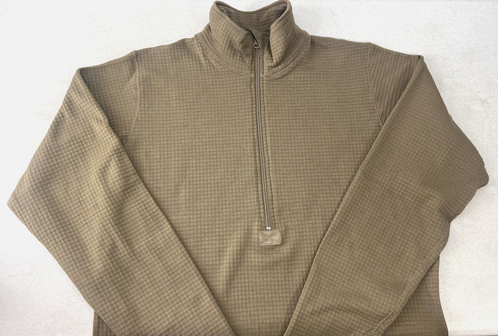 ROTHCO LAYER II MD WT GRID TOP PULLOVER  MEN'S MEDIUM  1/2 Zip THERMAL COYOTE
