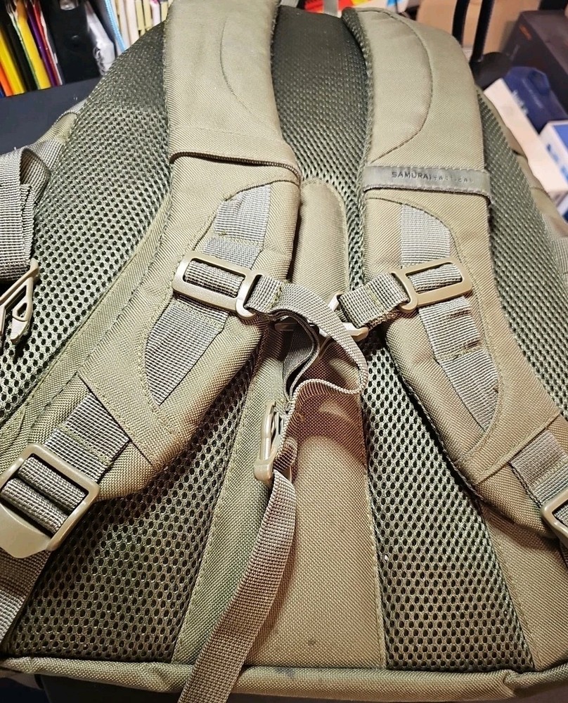 Samurai Tactical Military backpack w/many compartments Slightly Used Green
