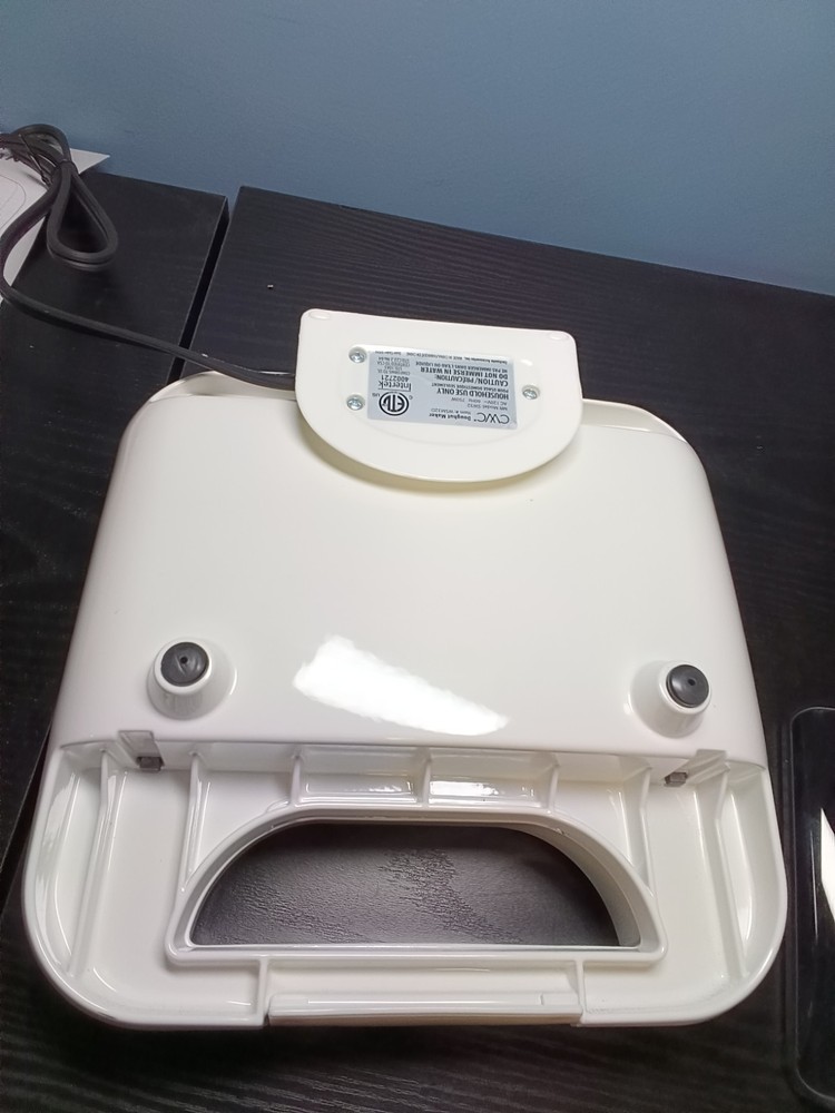 Cook With Color Donut Maker- White-New!