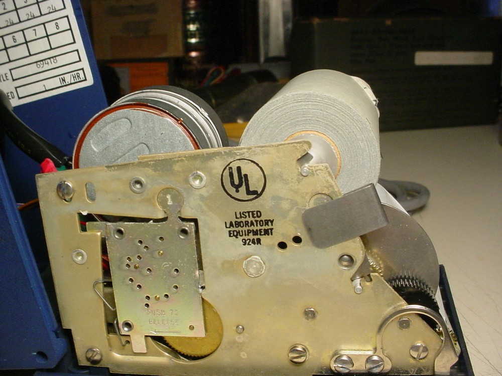 Esterline Angus E-00301A4-270 chart recorder