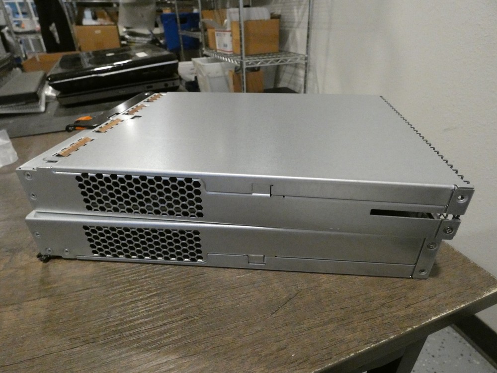 Lot of 2 Dell Compellent SC2 0TW47 E01M E01M001 Controller Modules from SC200