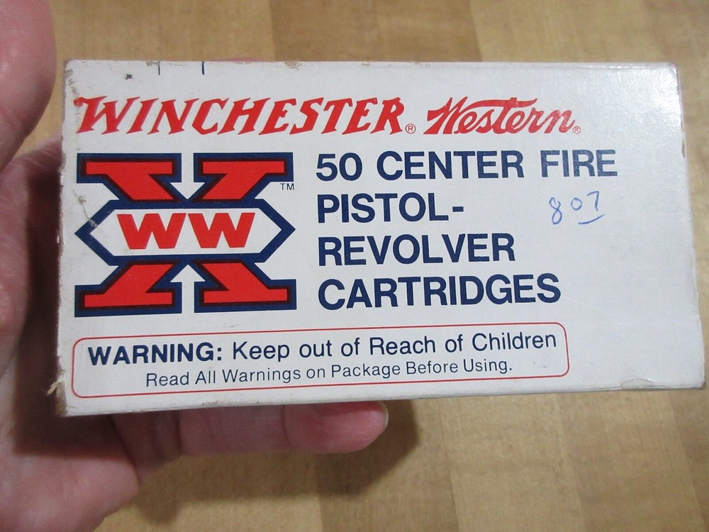 Empty Ammo Box Winchester Western 25 automatic with insert (w15) #47