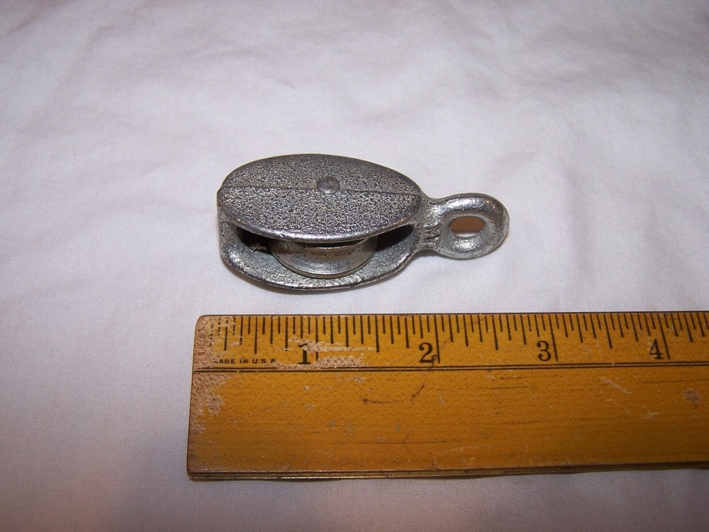 Cast Iron PULLEY - Lot SD