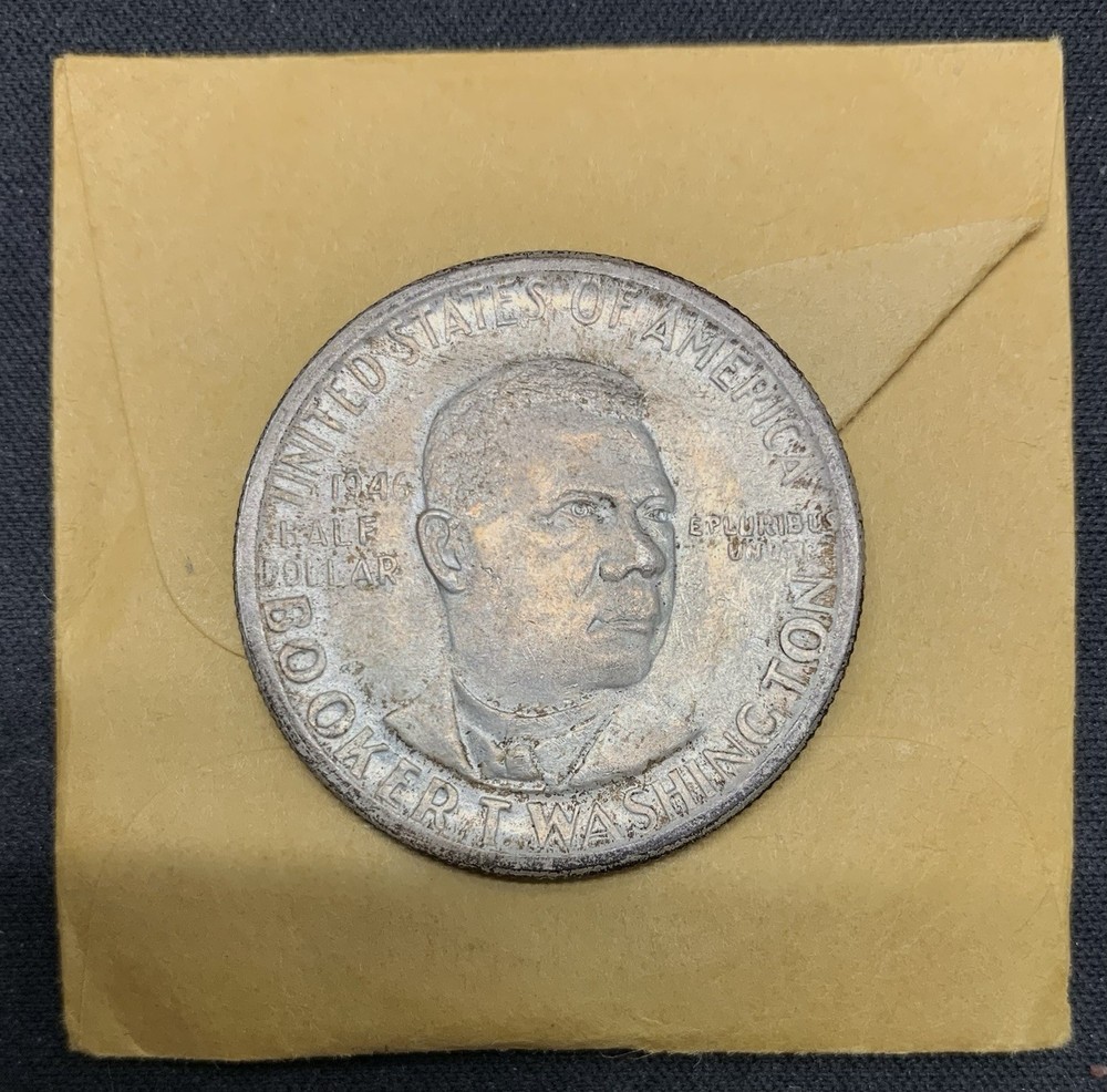 1946-D Booker T. Washington Commemorative Half Dollar 50c - Envelope Toned