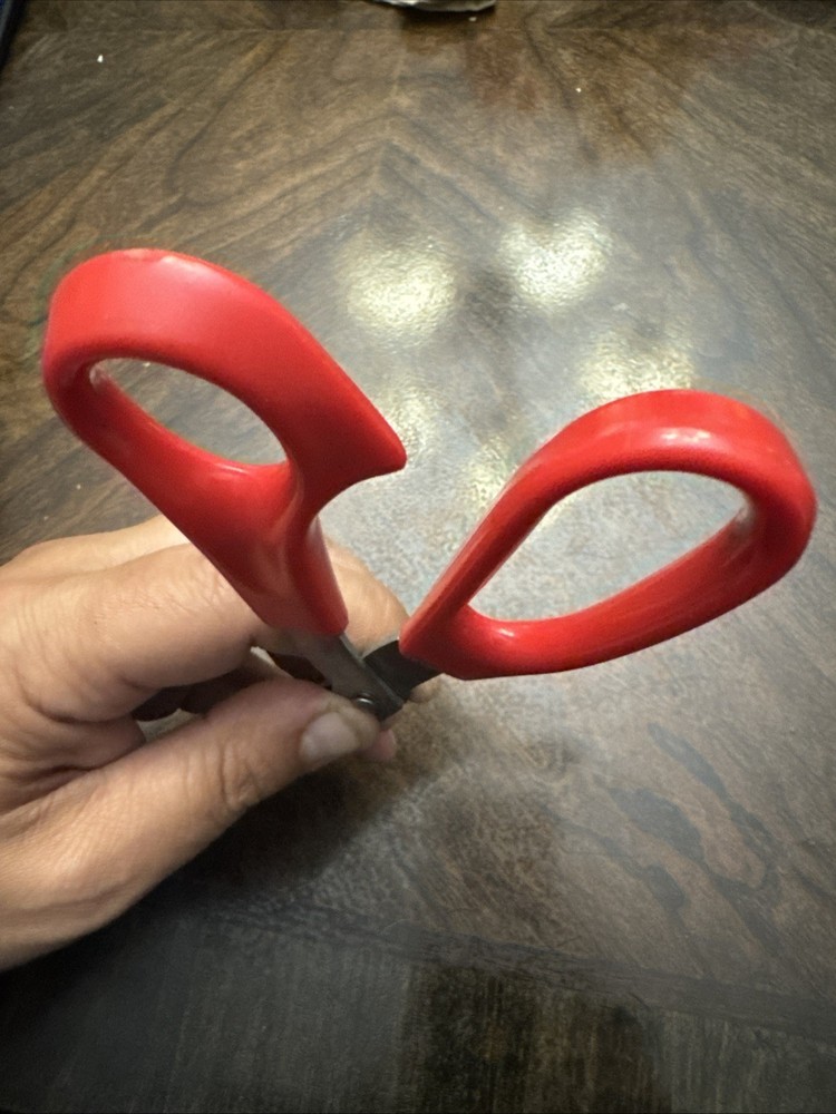 Vintage Comfortable High-Performance 8 Inch Red Scissors
