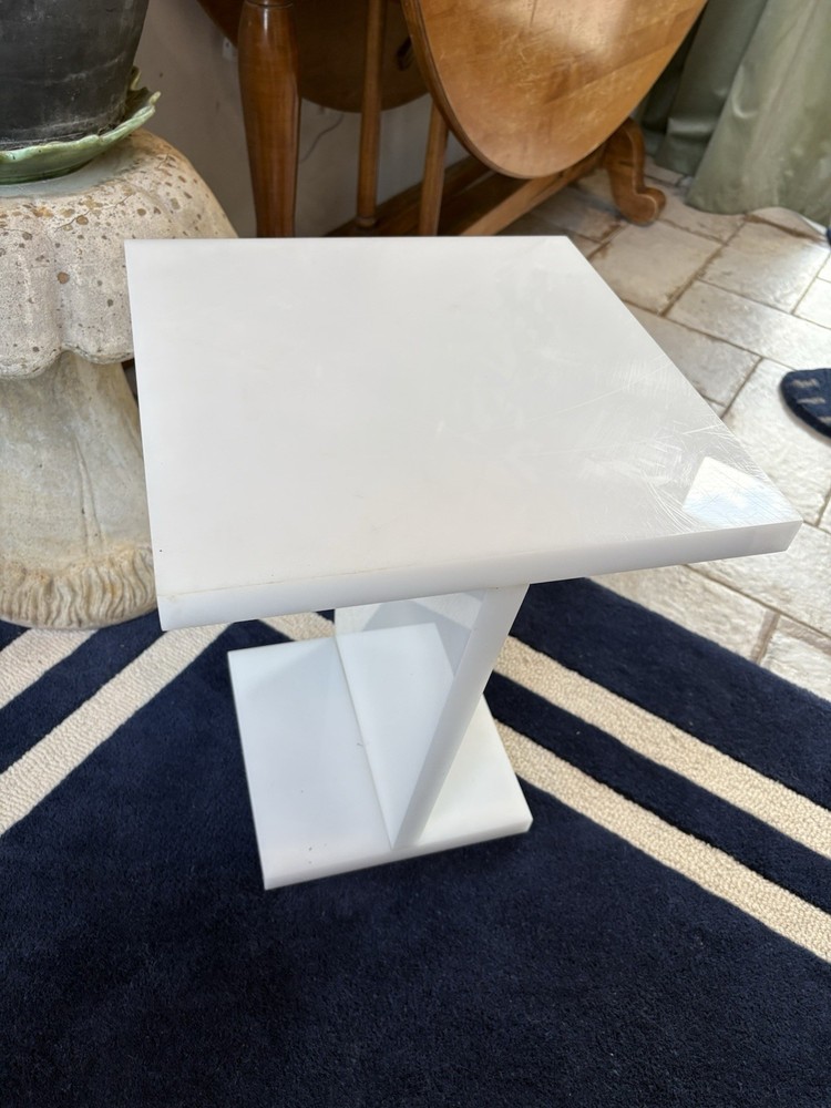Mid-century resin side table art deco