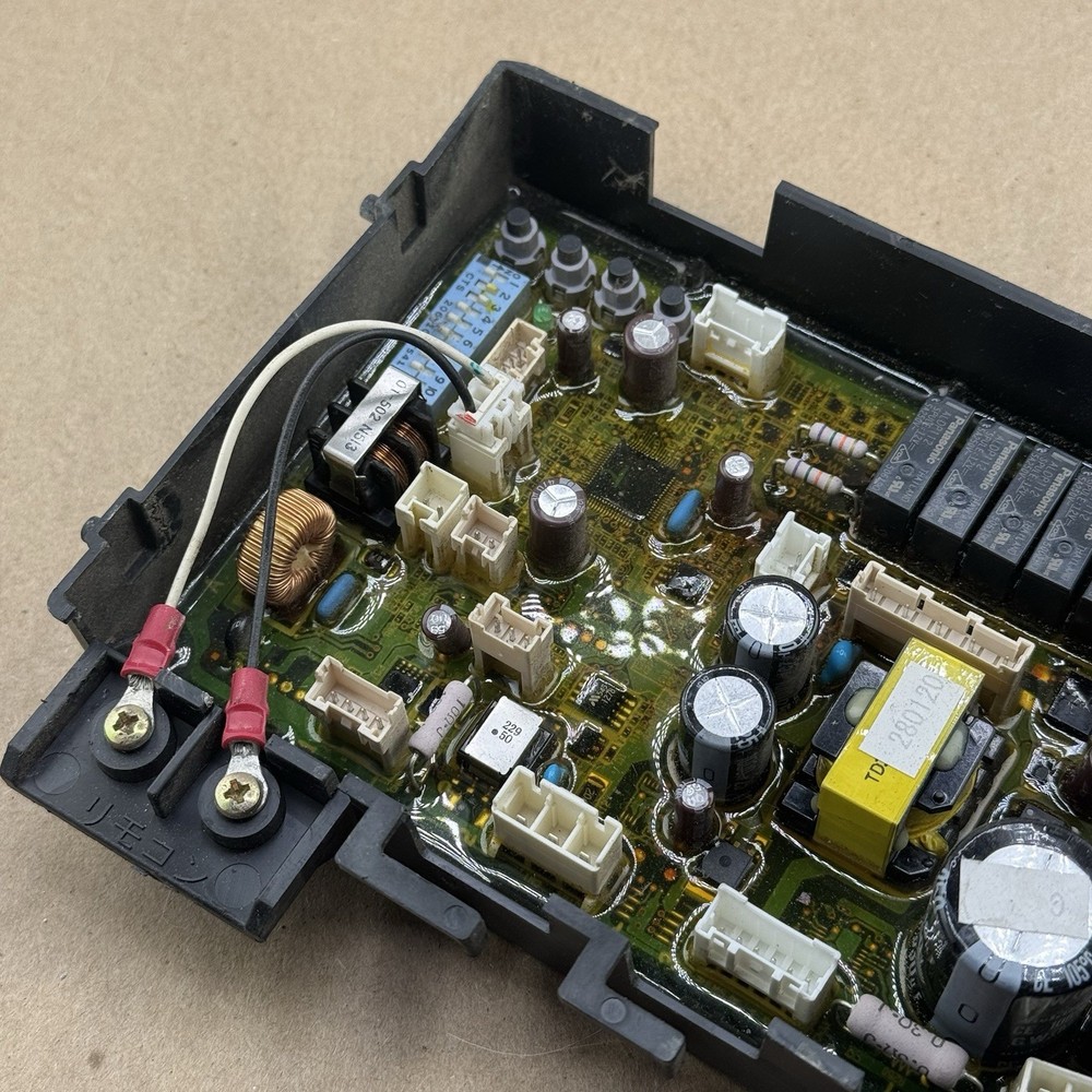 Takagi T-H3J-DV-N Tankless Water Heater 319143-543 Motherboard CPU Controller #1