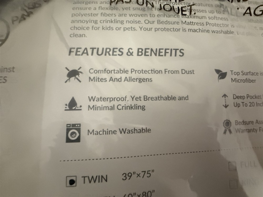 Mattress Protector Anti Bacterial Breathable Twin Size White Quilted
