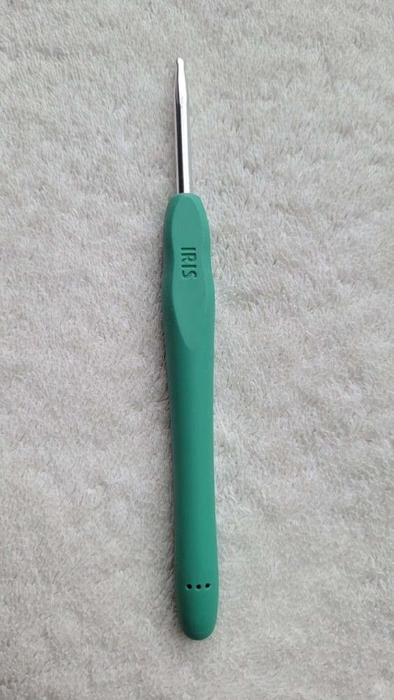 Preowned  Iris Wooble Ergonomic Crochet Hook