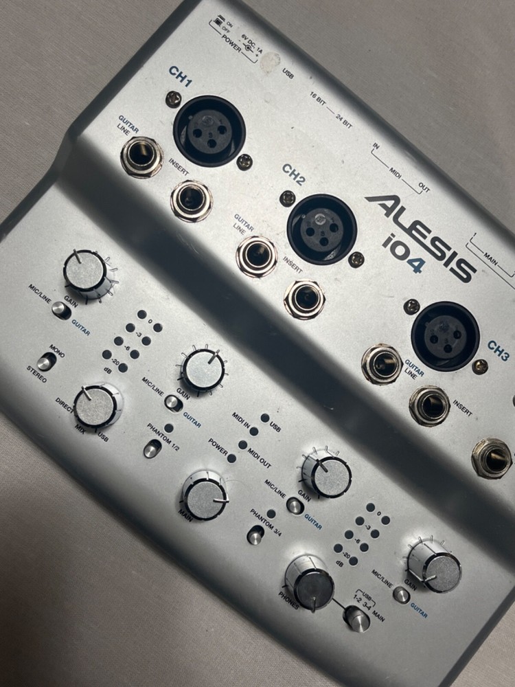 UNTESTED Alesis iO4 digital interface