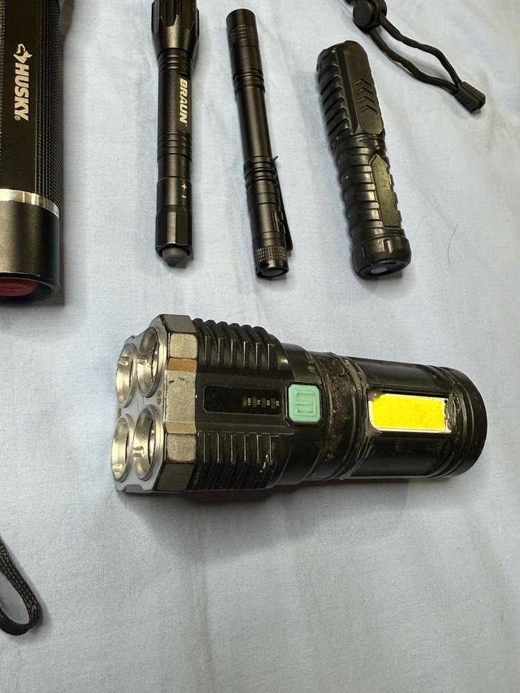 Flashlight Lot 16 Flashlights In Total