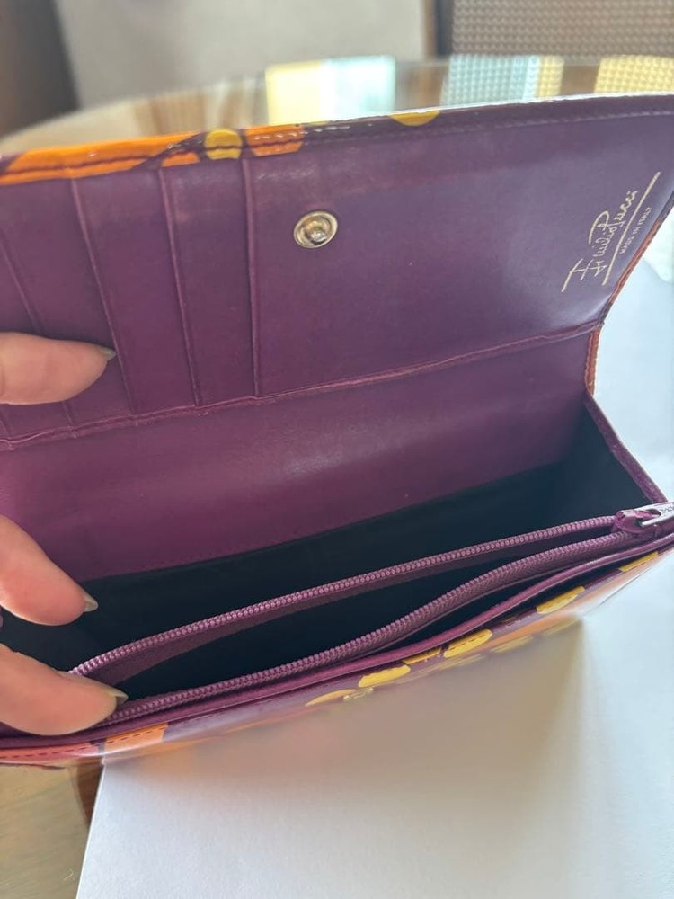 Emilio Pucci wallet 6.8 inches