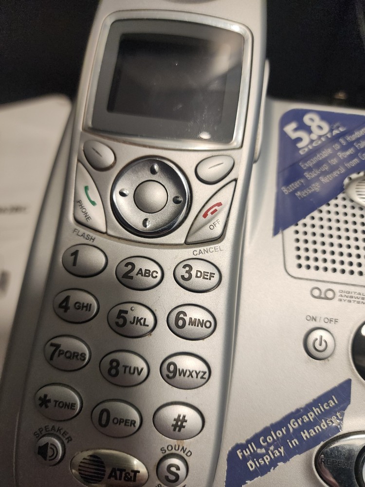 AT&T E5965C 5.8 GHZ MAIN BASE UNIT With Phone