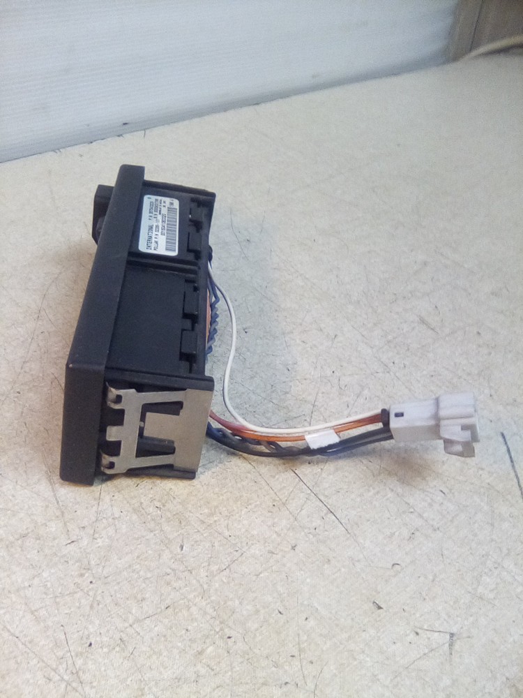 International Prostar Dash/Console Switch Panel 3575432C5