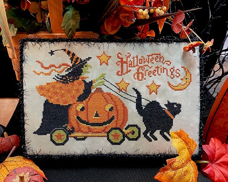 Hello Halloween - 11 Designs Magazine