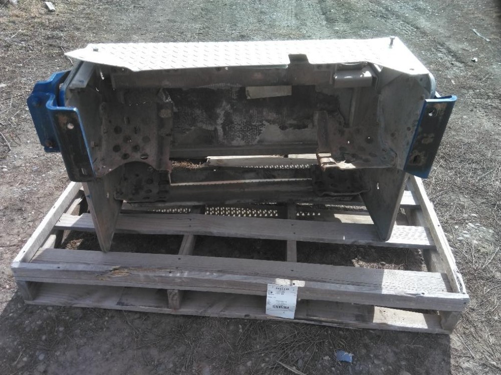 Replaces 2011 PETERBILT 365 DPF STEP , MT