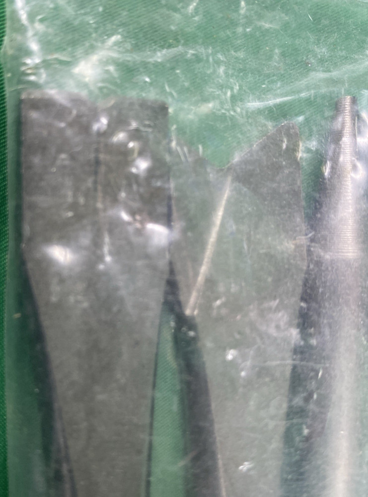 NEW Campbell-Hausfeld Chisel/Hammer Model TL1003 with Bits