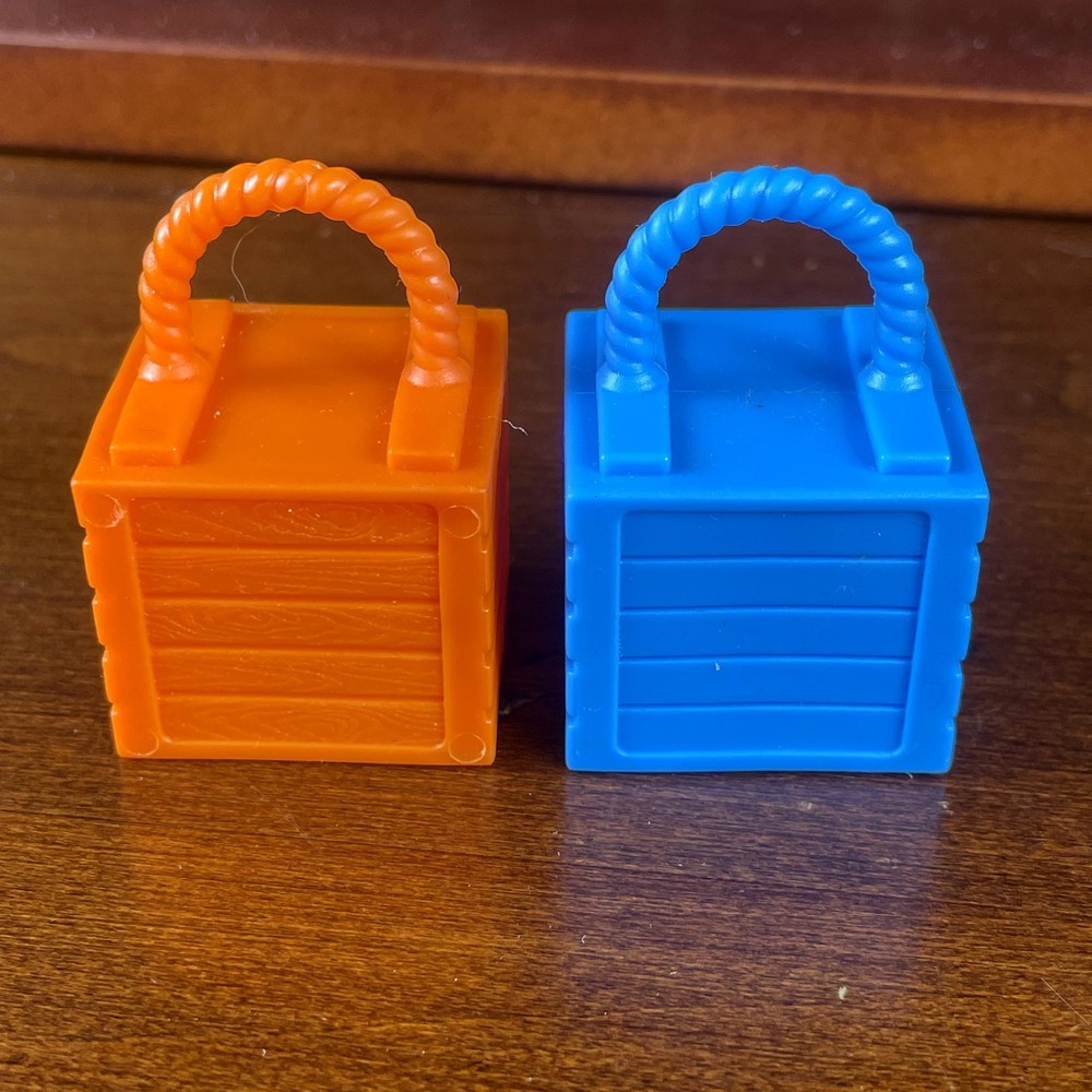 Thomas & Friends Replacement Cargo Set Lot 2 Pieces Orange Blue