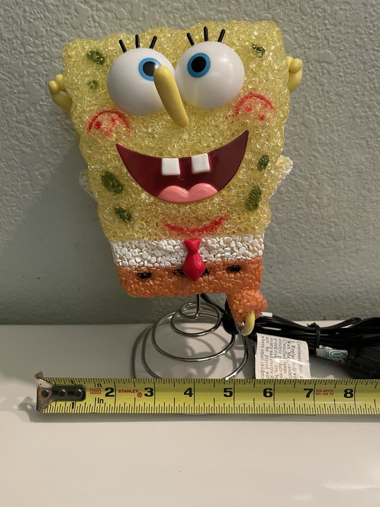 Cute Vintage 1990s Popcorn Sponge Bob Night Light.