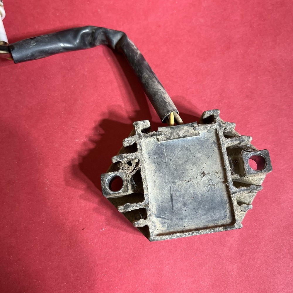 2004-2007 Yamaha Yfz450 Regulator Rectifier