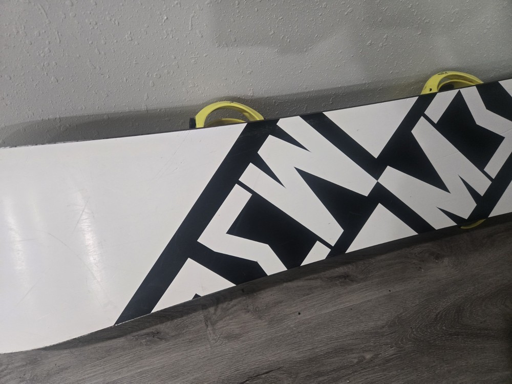 M3 Discord Snowboard 145 CM With K2 Sonic Bindings