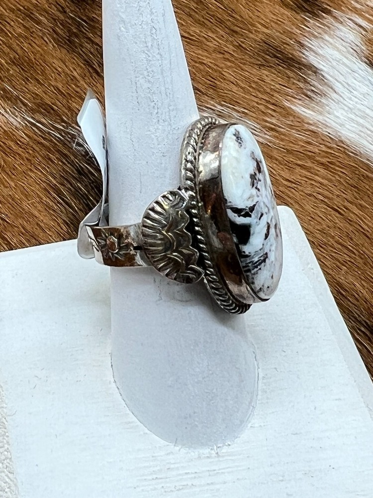 WHITE BUFFALO ~ STONE ~ RING (8)