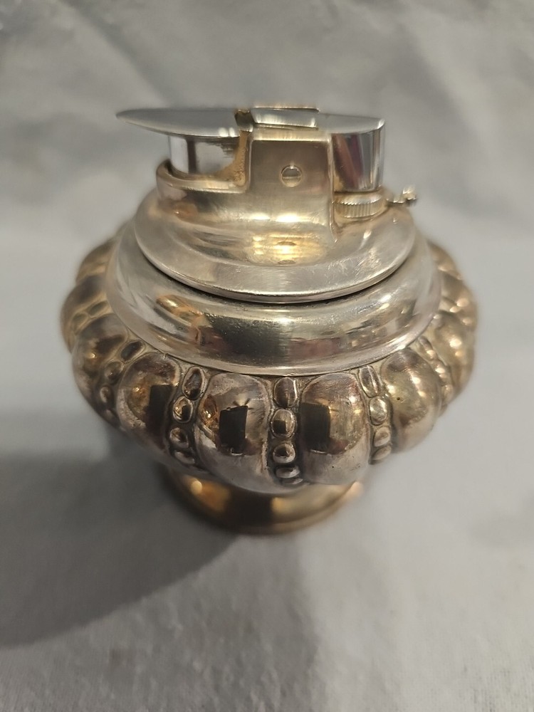 Vintage Ronson Table Lighter Crown Silver Plate Vara Flame