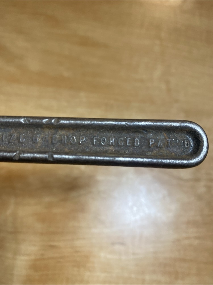 Small TRIMONT / TRIMO SIZE 6 " ADJUSTABLE PIPE WRENCH - Original