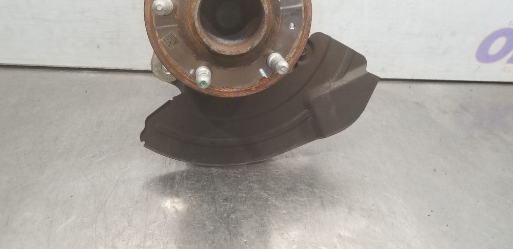 21 CHEVY CAMARO SPINDLE KNUCKLE FRONT RIGHT PASSENGER