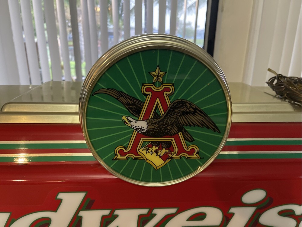 Vintage 90’s Budweiser Pool Table Light