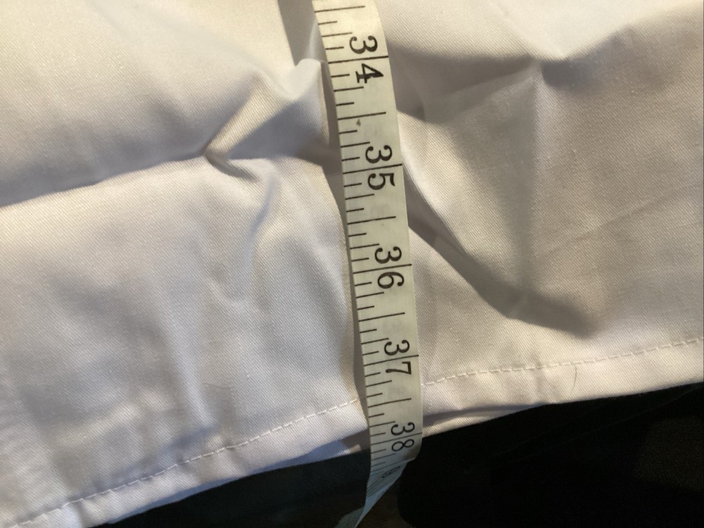New, White Lab coat,, size M button down coat three front pockets