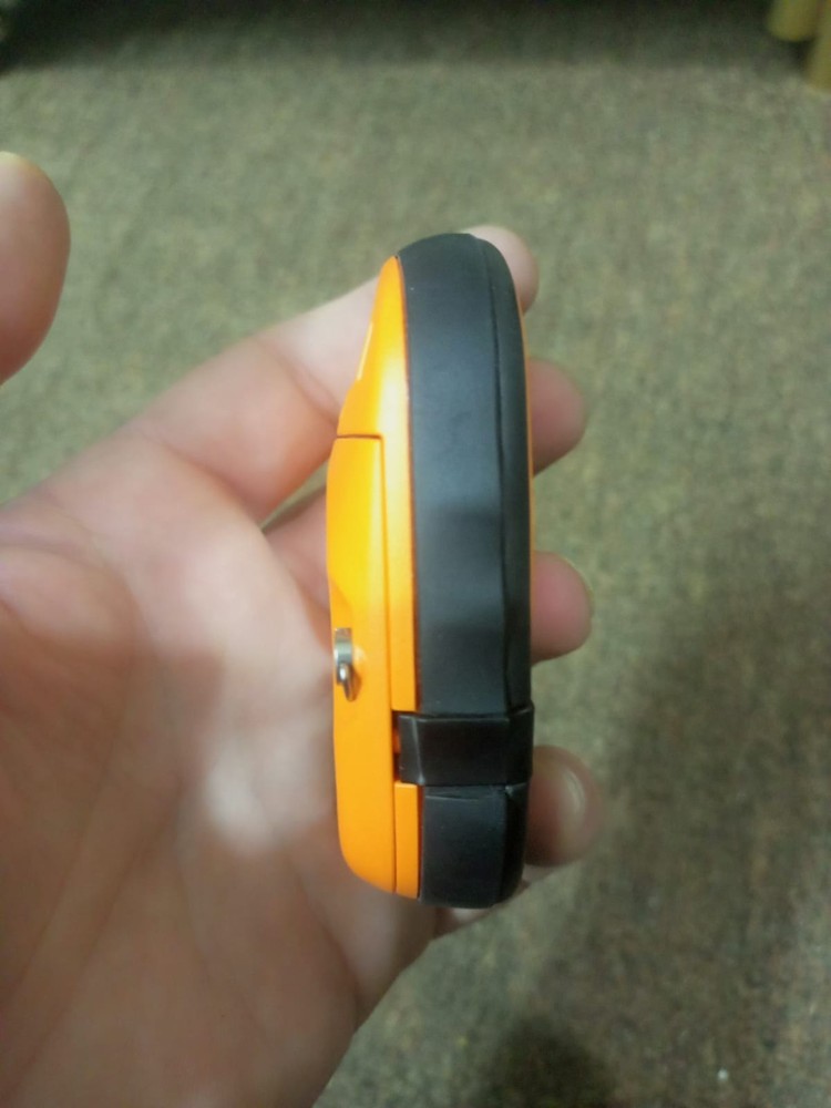 Spot Gen 2 GPS Messenger/ Locator